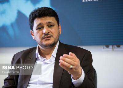 بختیار علت همراهی نکردن با نمایندگان اصفهان در جریان استعفا را شرح داد