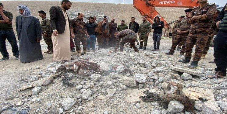 تصاویر الحشد الشعبی از حمله هوایی آمریکا به نیروهای عراقی تصاویر الحشد الشعبی از حمله هوایی آمریکا به نیروهای عراقی