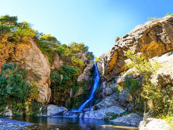 آبشار شلماش در سردشت، منطقه ای بکر برای فرار از گرمای تابستان